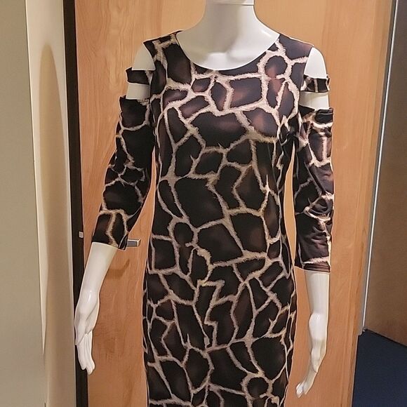 Eva Varro Giraffe cold shoulder dress sz M - Picture 3 of 8